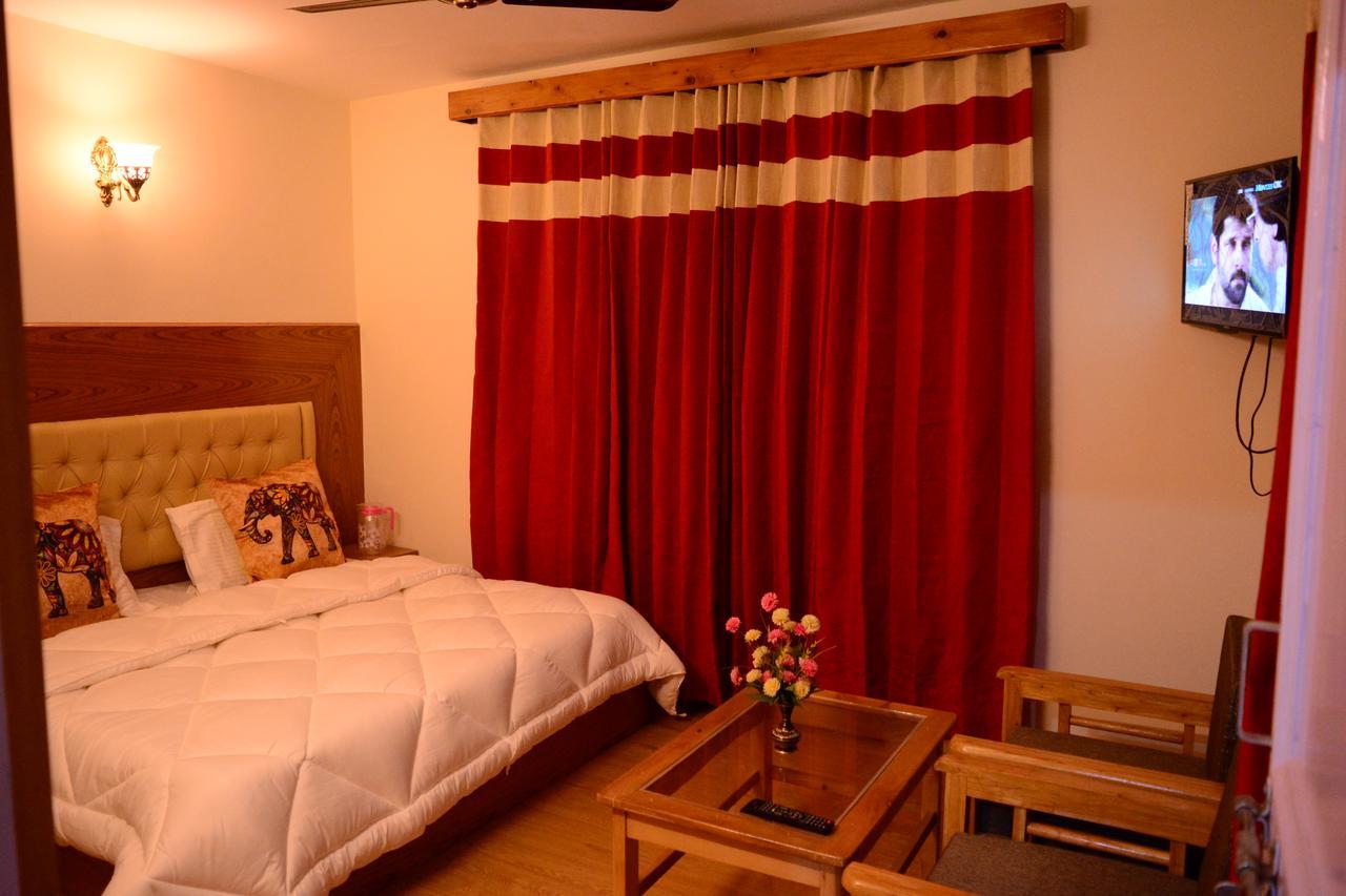 Bed and Breakfast Ambika Bliss Манали Экстерьер фото